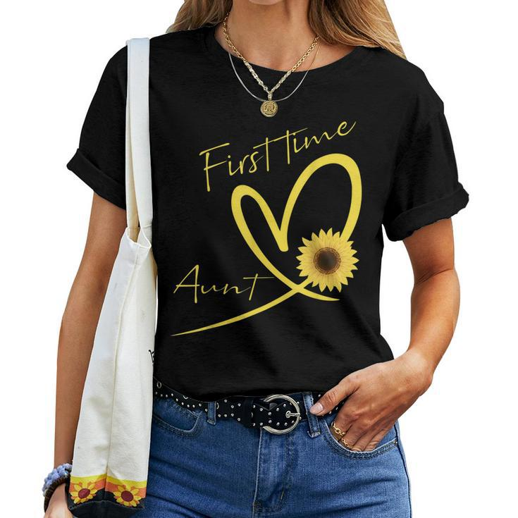 First Time Aunt Sunflower Heart Women T-shirt