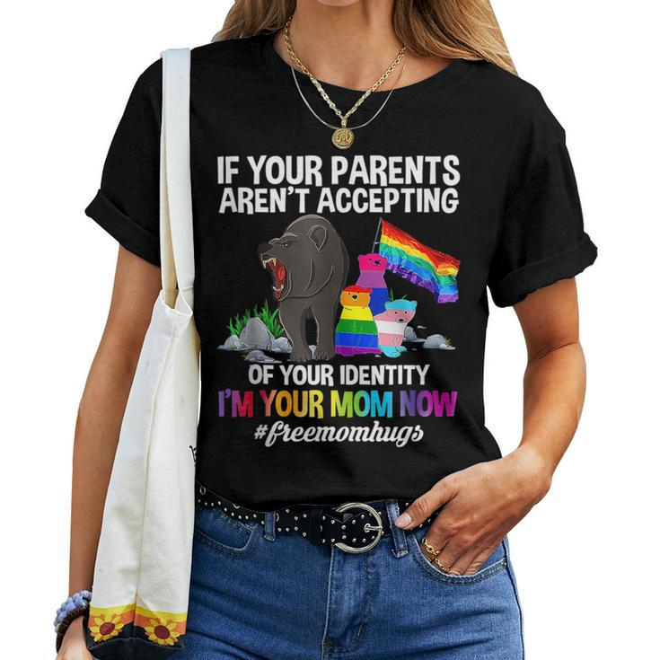 Free Mom Hugs Proud Mama Bear Lgbt Gay Pride Lgbtq Parade Women T-shirt
