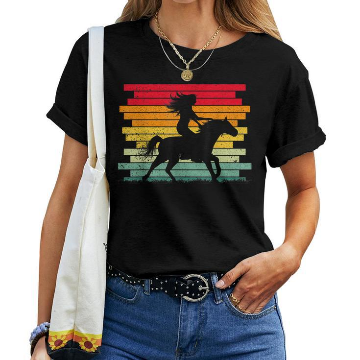 Girl Horse Riding Vintage Cowgirl Dressage Texas Ranch Retro Women T-shirt
