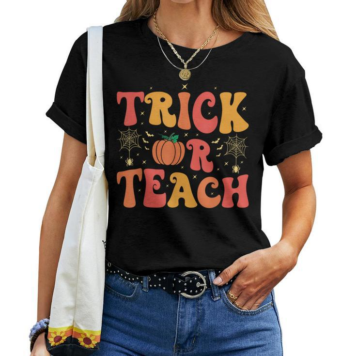 Groovy Trick Or Teach Halloween Teacher Life Girl Women T-shirt