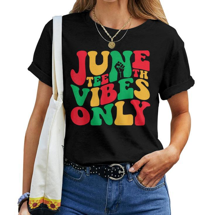 Junenth Vibes Only 1865 African American Men Women Kids Women T-shirt