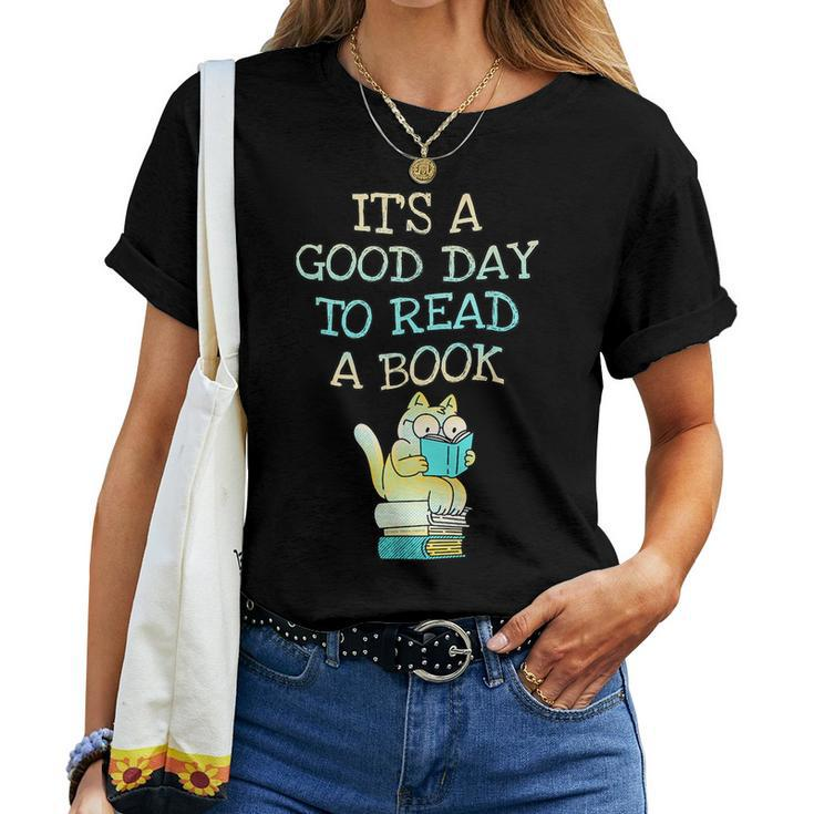 Librarian Teacher Good Day To Read A Book Book Lovers For Teacher Women T-shirt