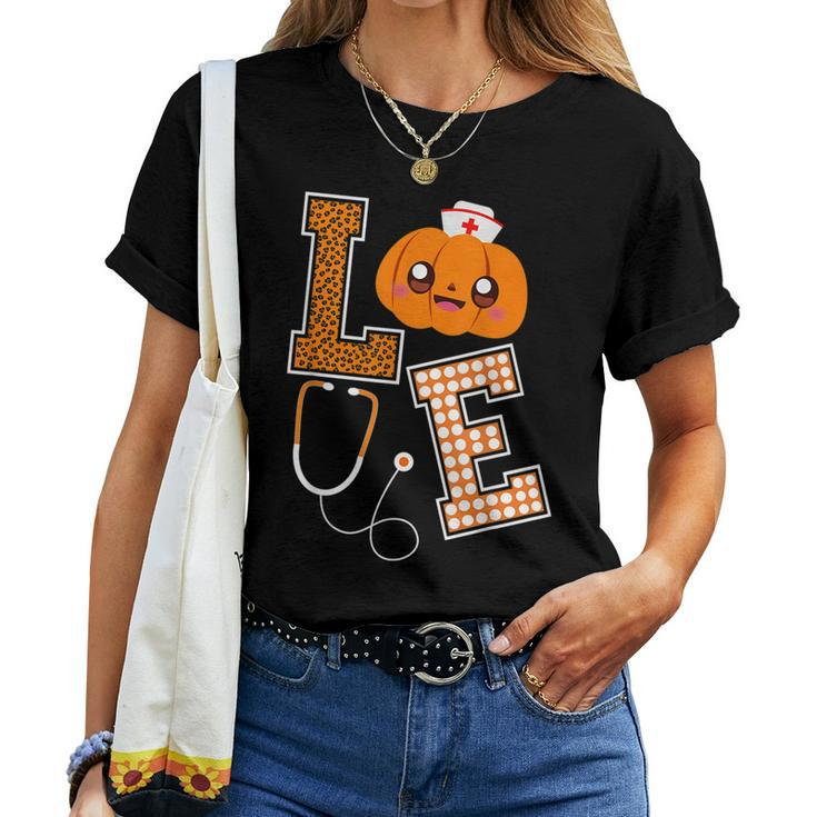 Love Nurse Halloween Pumpkin Fall Nurses Costume Womens Halloween Pumpkin Women T-shirt