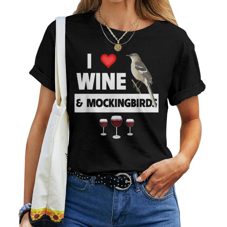 I Love Wine And Northern Mockingbird Arkansas State Bird Women T-shirt