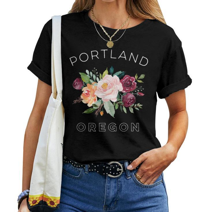 Portland Oregon Rose Lovers Gardeners Women T-shirt