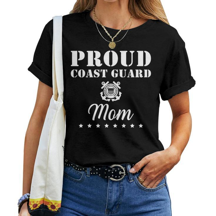 Proud Us Coast Guard Mom Us Military Family 4Th Of July For Mom Women T-shirt