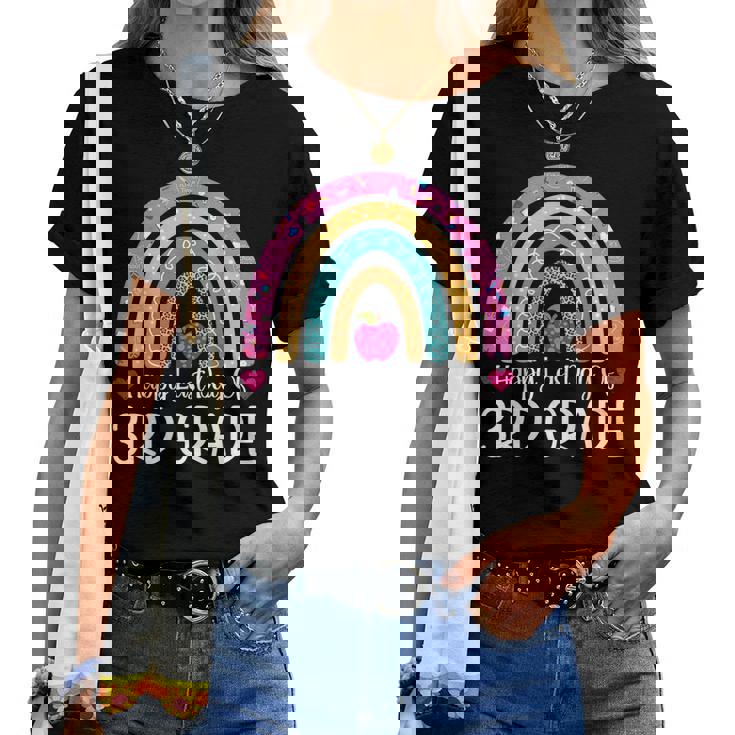 Rainbow Happy Last Day Of 3Rd Grade School Teacher Leopard Women T-shirt