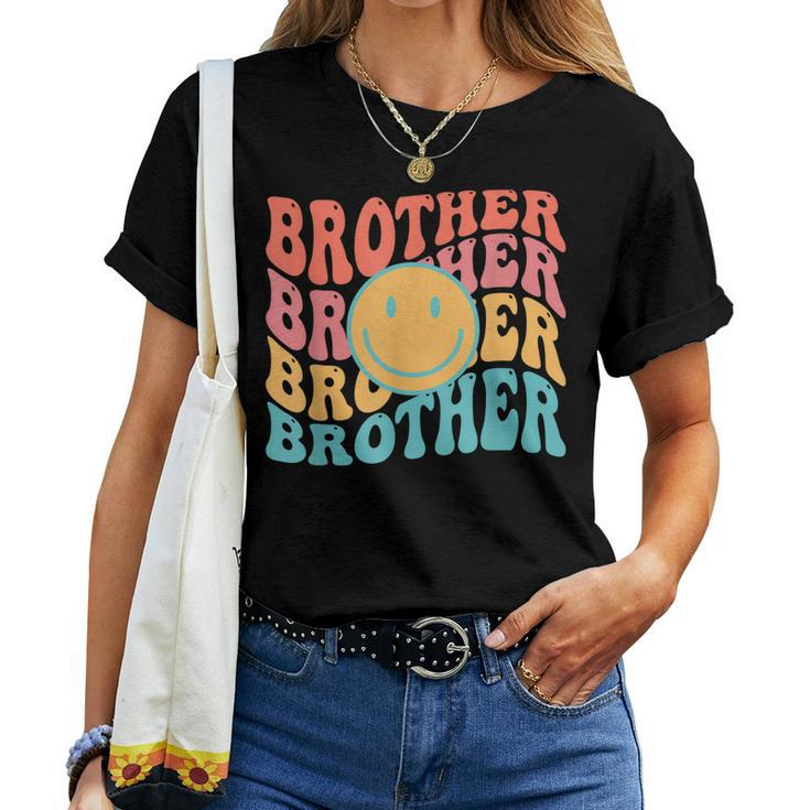 Retro Face Brother Groovy Daisy Flower Matching Family Women T-shirt