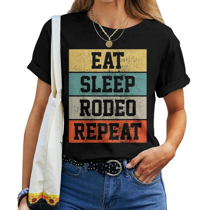 Rodeo Cowboy Cowgirl Retro Vintage Women T-shirt
