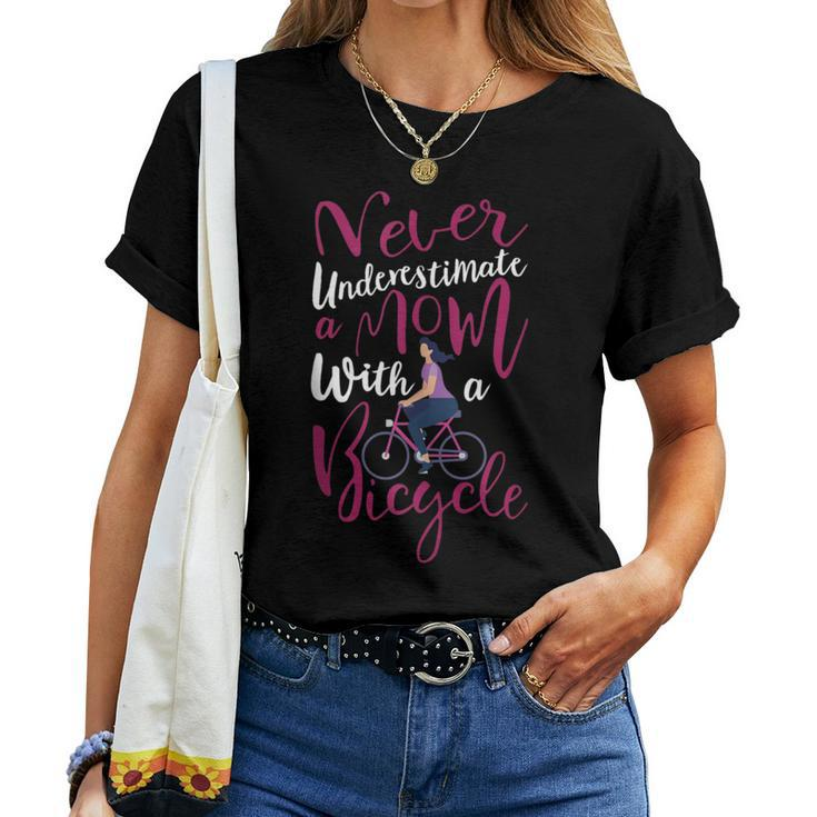 Never Underestimate A Grandma With A Bicycle Quote Women T-shirt