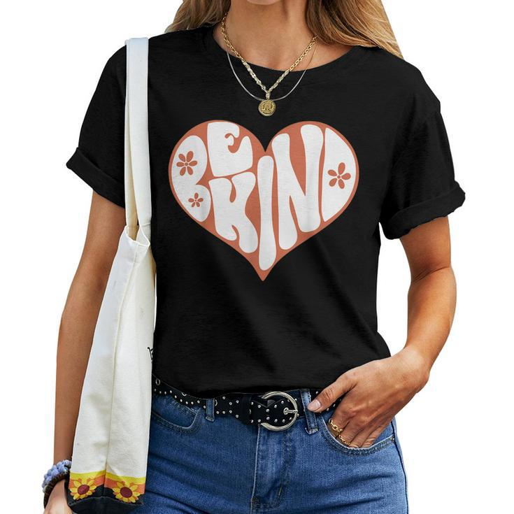 Vintage Retro Be Kind Heart 70S Boho Peace Hippie Women T-shirt