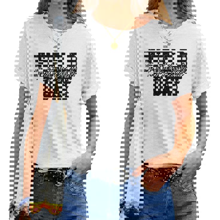 Field Day 2023 4Th Fourth Grade School Teacher Kids White Women T-shirt