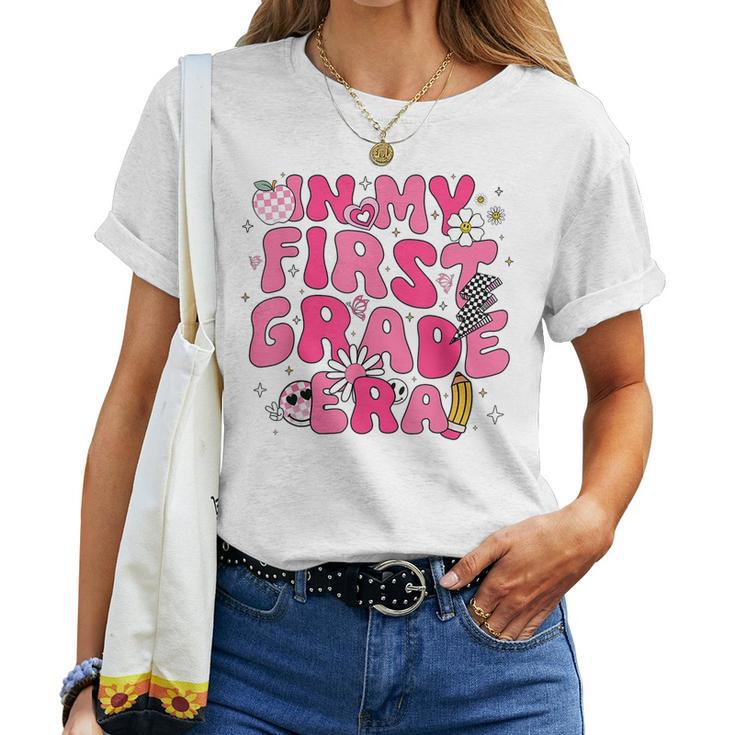 In My First Grade Era Girl Back To School 1St Grade Teacher Women T-shirt