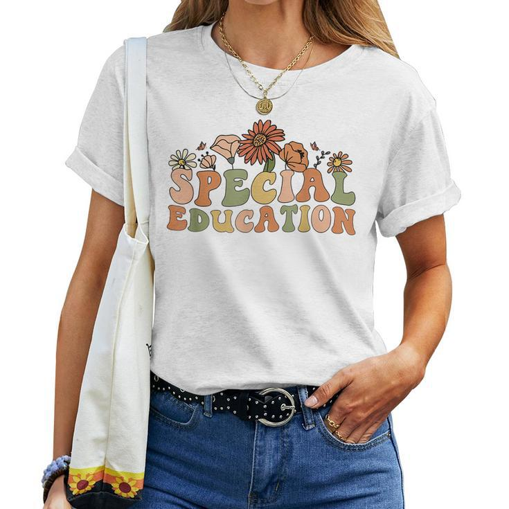 Groovy Wildflower Special Education Teacher Back To School Women T-shirt