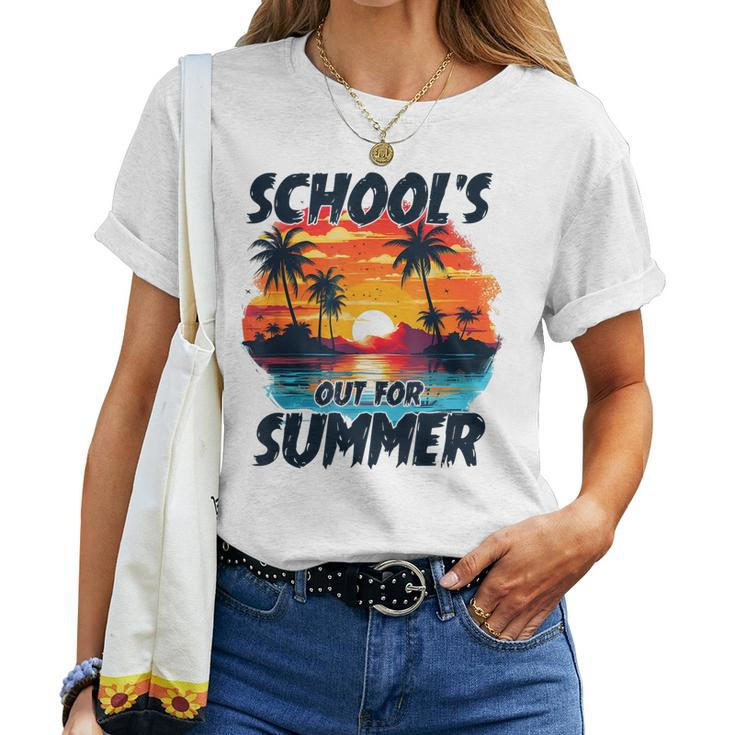 Retro Last Day Of Schools Out For Summer Teacher Boys Girls Women T-shirt