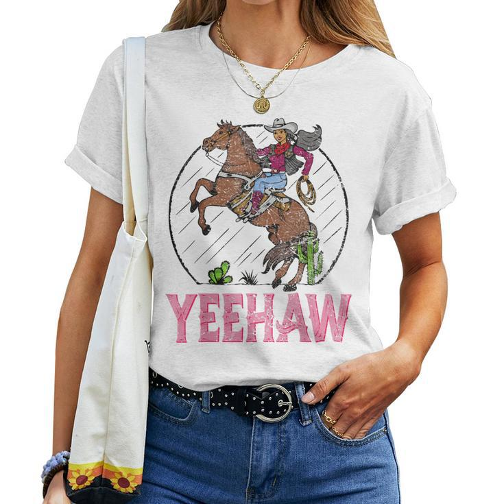 Vintage Yeehaw Howdy Rodeo Western Country Southern Cowgirl Women T-shirt