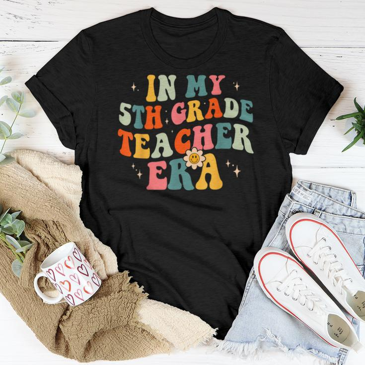 In My 5Th Grade Teacher Era Fifth Grade Groovy Retro Women T-shirt Unique Gifts