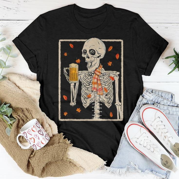 Skeleton Drinking Beer Retro Halloween Costume Beer Drink Women T-shirt Funny Gifts