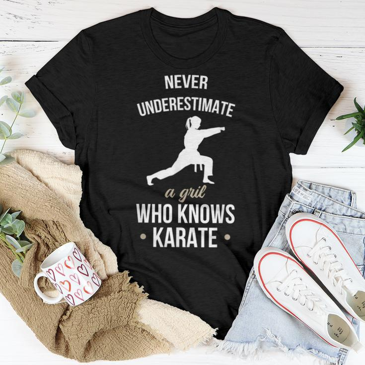 Never Underestimate A Girl Who Knows Karate Martial Arts Women T-shirt Funny Gifts