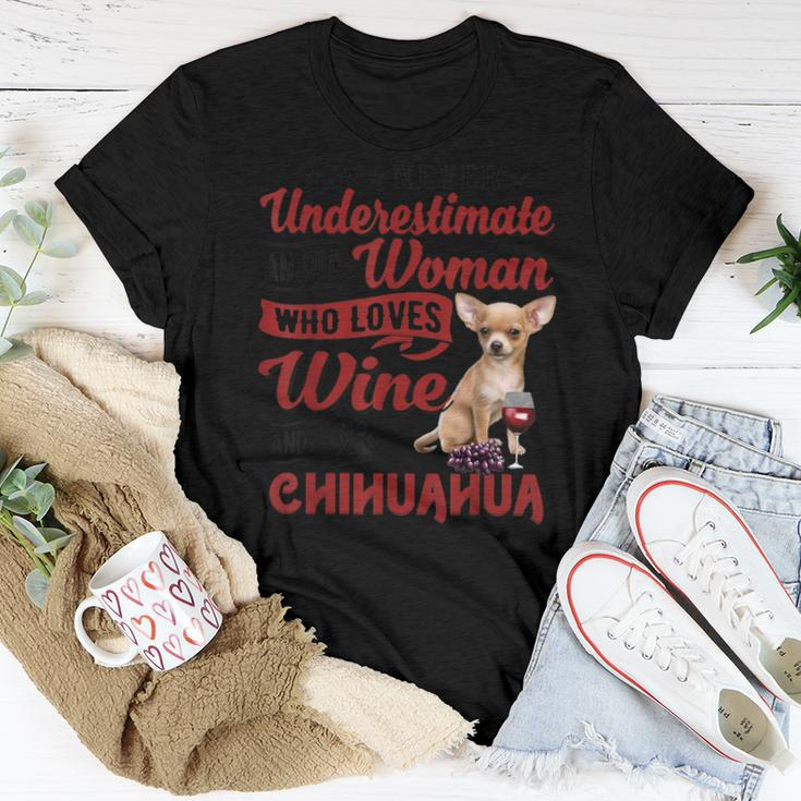 Never Underestimate An Old Woman Who Loves Wine & Chihuahua Women T-shirt Unique Gifts