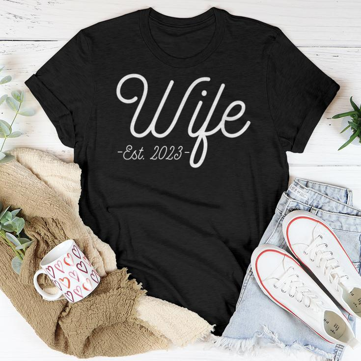 Wife Est 2023 Just Married Honeymoon Wedding Couples Women T-shirt Funny Gifts