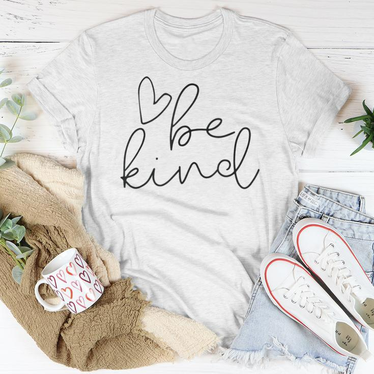 Be Kind Womens For Casual Outfit And For Her Women T-shirt Unique Gifts
