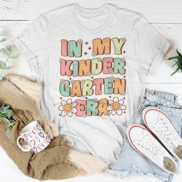In My Kindergarten Era Groovy Kindergarten Back To School Women T-shirt Funny Gifts