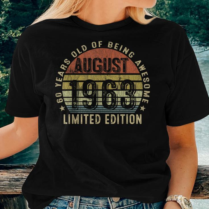 60 Years Old Made In 1963 Vintage August 1963 60Th Birthday Women T-shirt Gifts for Her