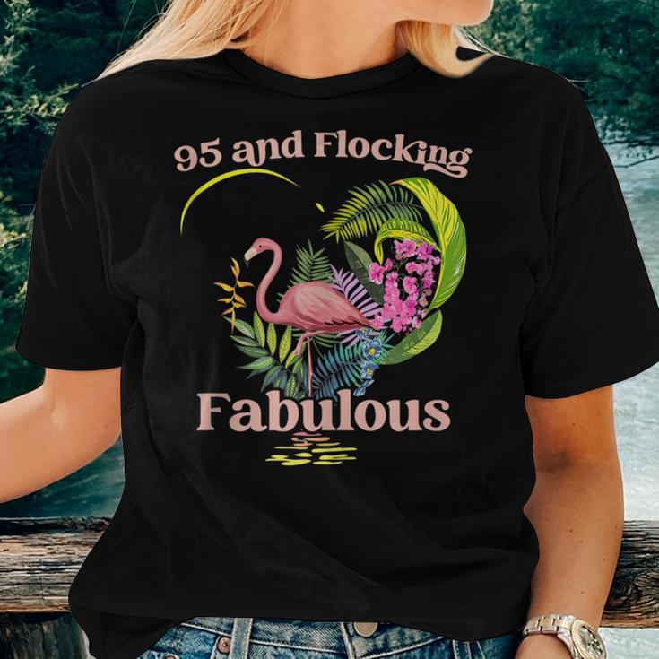 95 Years Old And Flocking Fabulous Flamingo Birthday Women T-shirt Crewneck Gifts for Her