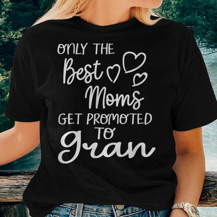 Best Moms Get Promoted To Gran Special Grandma Women T-shirt Gifts for Her
