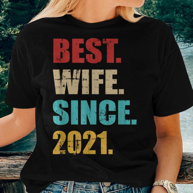 Best Wife Since 2021 For 2Nd Wedding Anniversary Vintage Women T-shirt Gifts for Her