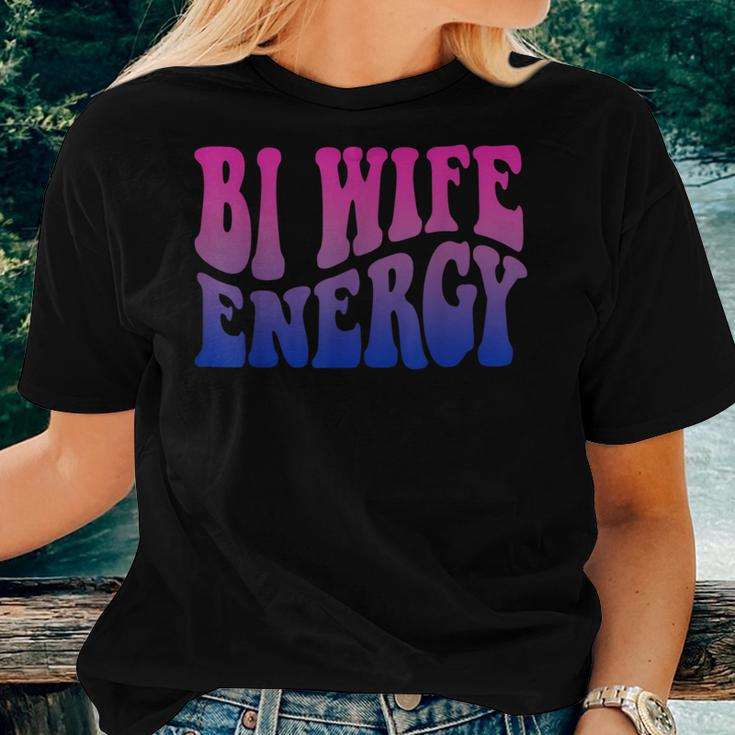 Bi Wife Energy Bisexual Pride Bisexual Flag Retro Vintage Women T-shirt Gifts for Her