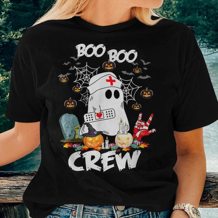 Boo Boo Crew Ghost Nurse Retro Halloween 2023 Nursing Rn Women T-shirt Gifts for Her