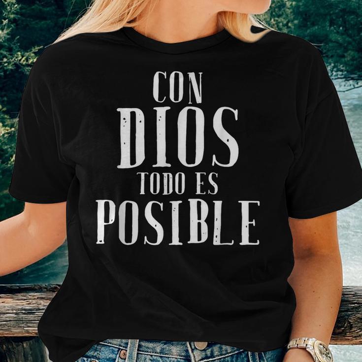 Con Dios Todo Es Posible Christian Spanish Espanol Women T-shirt | Mazezy