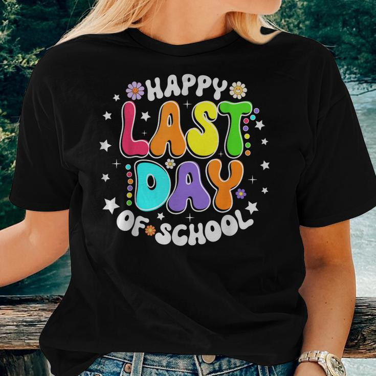Cute Teacher Appreciation Happy Last Day Of School Teacher Women T-shirt Gifts for Her