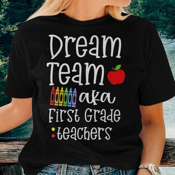 Wisdom-Themed Teacher Sweatshirt, Perfect Gift for Teachers, Unisex Crewneck, Comfortable and Stylish, Education Apparel, Back to School