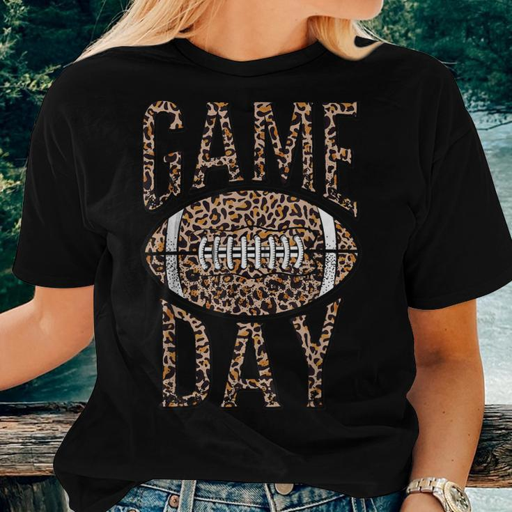 Game Day American Football Leopard Print Sports Women Women T-shirt Gifts for Her