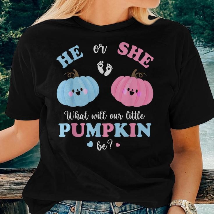 Gender Reveal Party Cute Pumpkin Baby Shower Mom And Dad Women T-shirt Gifts for Her