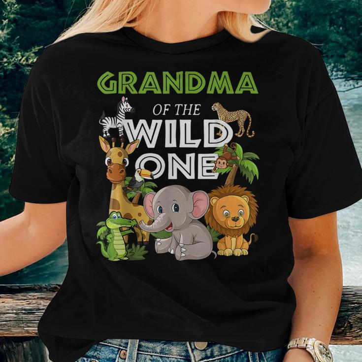 Grandma Of The Wild One Zoo Birthday 1St Safari Jungle Women T-shirt Gifts for Her