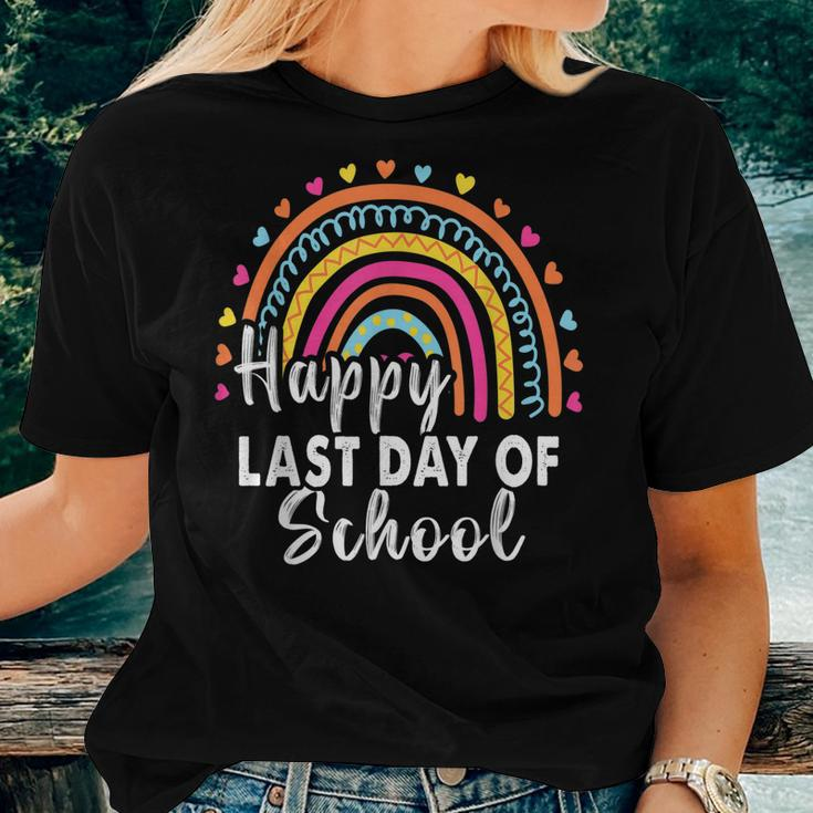 Happy Last Day Of School Students And Teachers End Of School Women T-shirt Gifts for Her