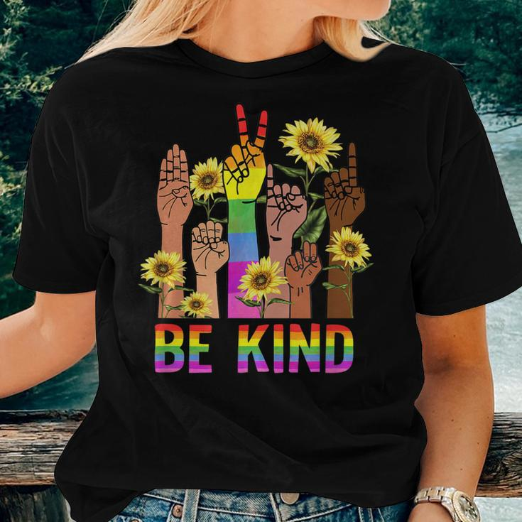 Be Kind Sign Language Hand Talking Lgbt Flag Gay Pride Women T-shirt Gifts for Her