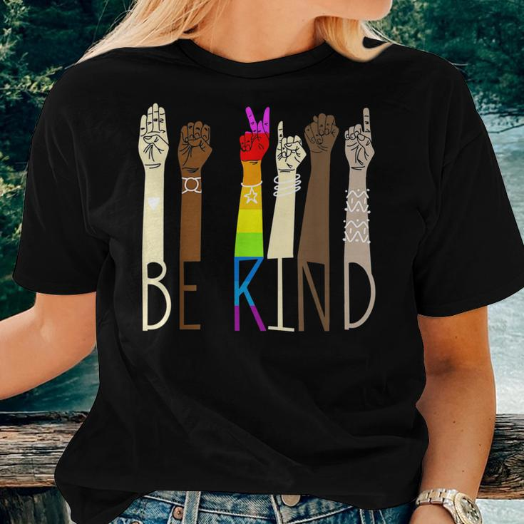 Be Kind Sign Language Hand Talking Lgbt Gay Les Pride Asl Women T-shirt Gifts for Her