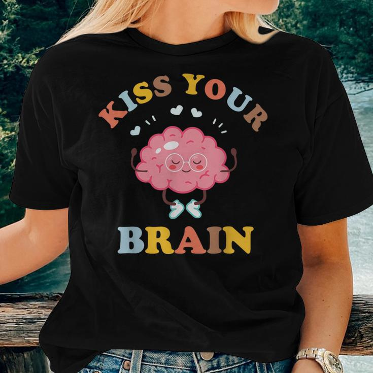 Kiss Your Brain Cute Teacher Appreciation Teaching Squad Women T-shirt Gifts for Her