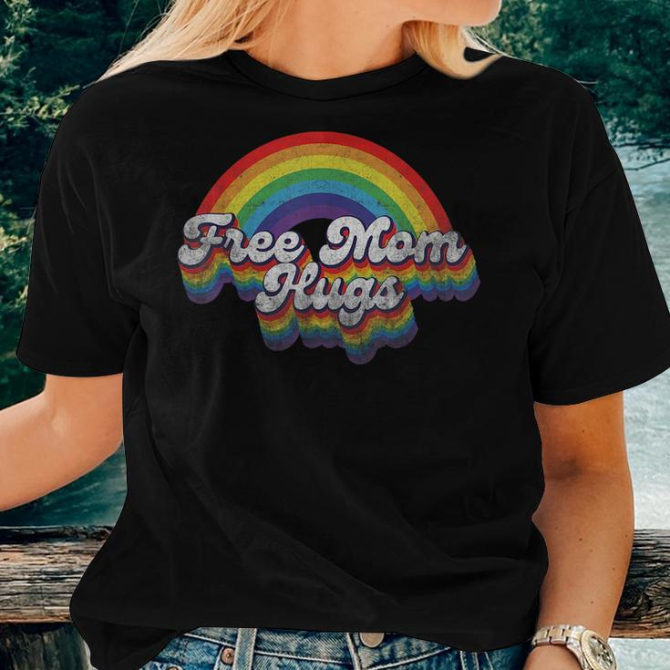 Lgbt Pride Month Free Mom Hugs Rainbow Heart Lgbt Flag Women T-shirt Gifts for Her
