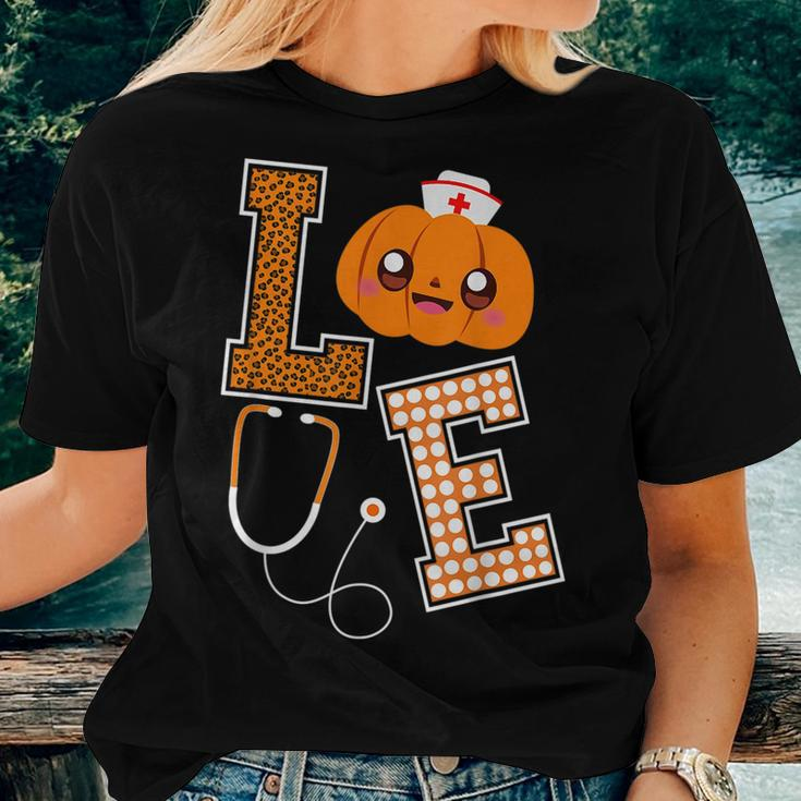 Love Nurse Halloween Pumpkin Fall Nurses Costume Womens Halloween Pumpkin Women T-shirt Gifts for Her