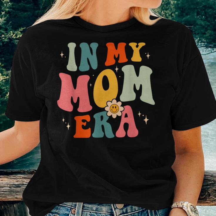 In My Mom Era Groovy Mama Retro Cool Mom Birthday Women T-shirt Gifts for Her