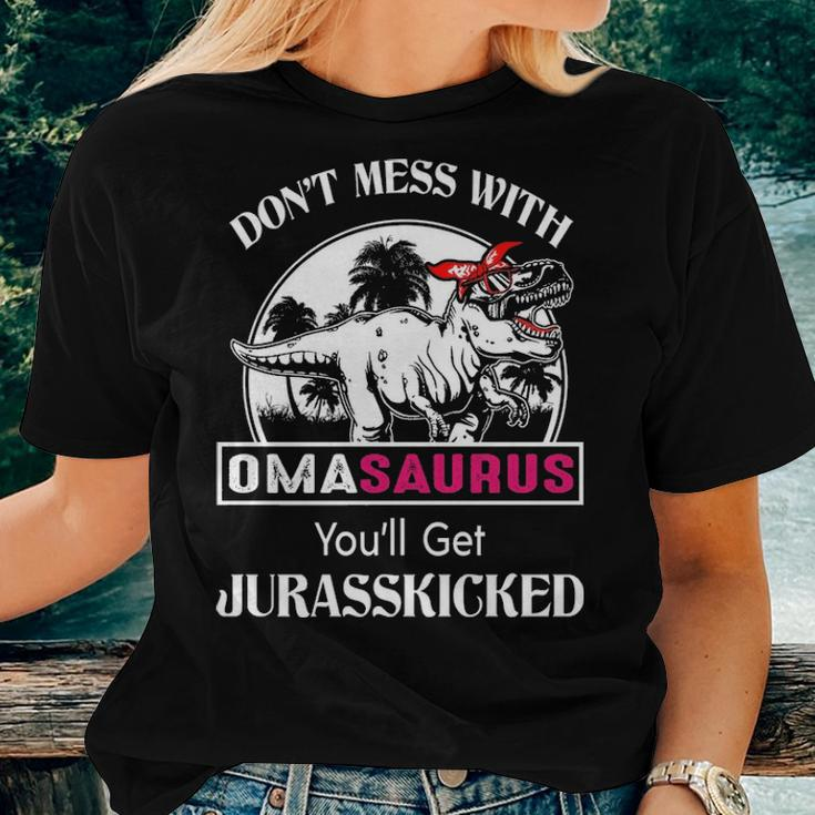 Oma Grandma Gift Dont Mess With Omasaurus Women T-shirt Gifts for Her