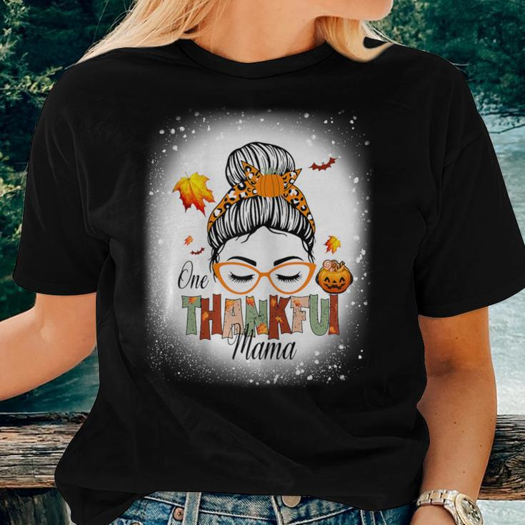 One Thankful Mama Messy Bun Fall Autumn Thanksgiving Women T-shirt Gifts for Her