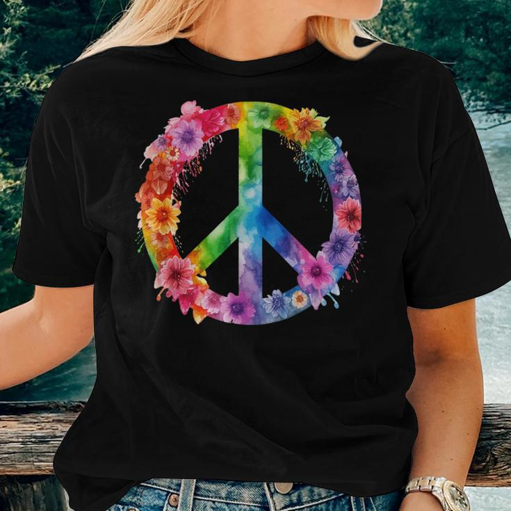 Peace Love Hippie Sign Love Flower World Peace Day Women T-shirt Gifts for Her