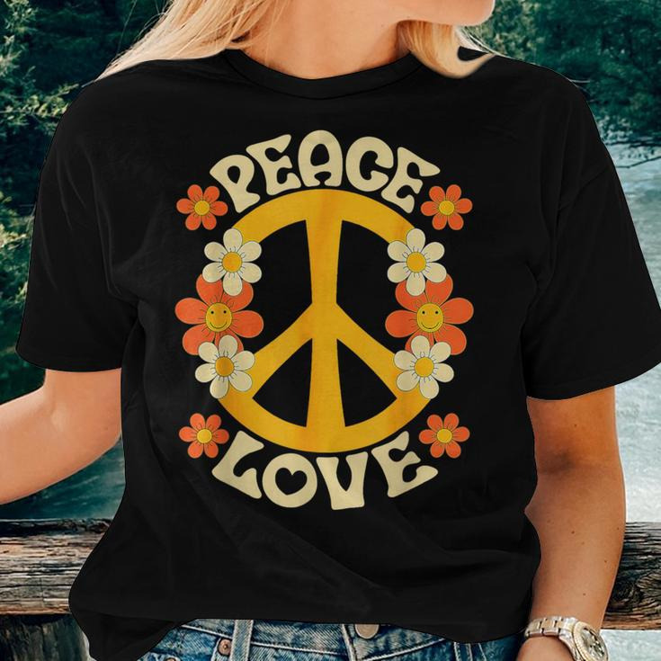 Peace Sign Love 60S 70S 80S Hippie Floral Halloween Girls Women T-shirt Gifts for Her